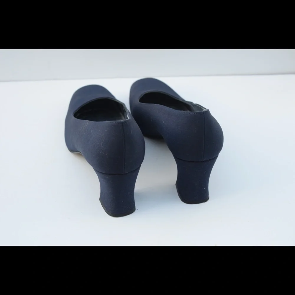 Stuart Weitzman low heels
